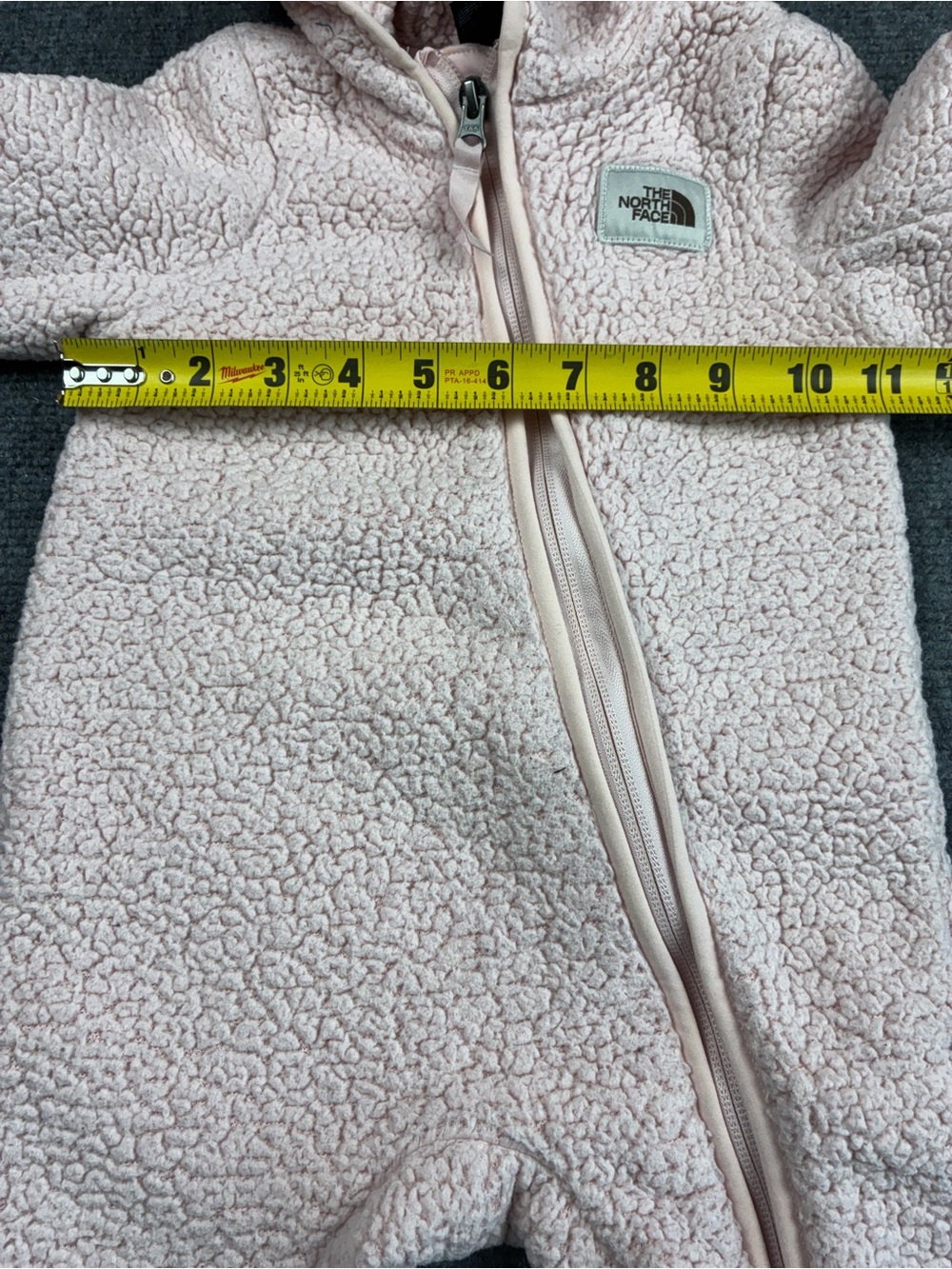 The North Face Infant Fleece One-Piece - Picture 5 of 11